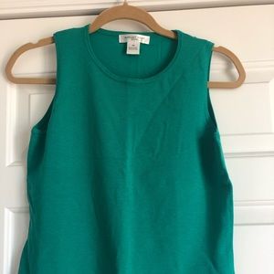 august silk Tops - August Silk NWOT green tank august silk Tops - August Silk NWOT green tank